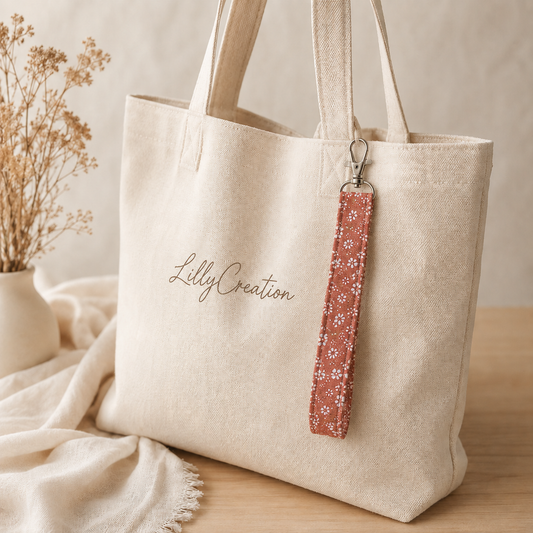 Dragonne porte-clés fleurs de cerisier rose saumon, fait main LillyCreation