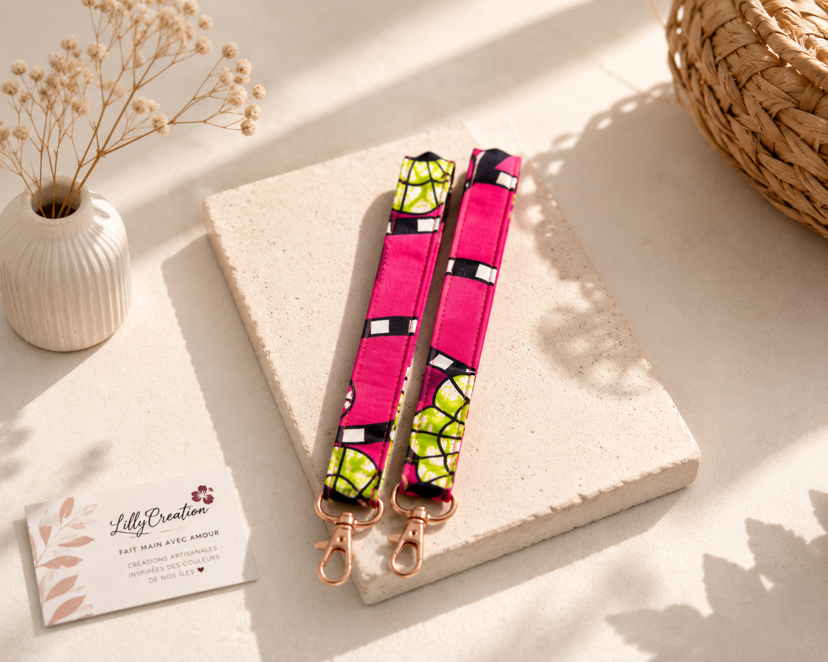 Dragonne porte-clés en wax rose fuchsia, fait main LillyCreation