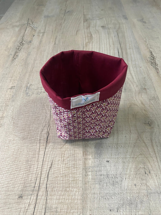Panier en tissu rempli de lingettes lavables